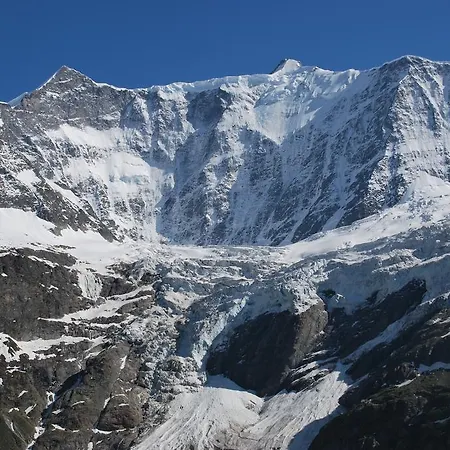 Berghaus Baregg Гріндельвальд