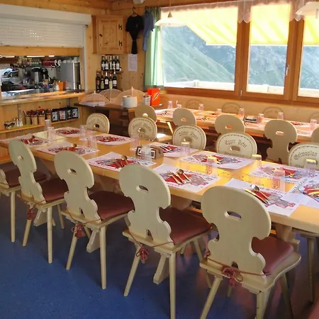 Berghaus Baregg Inn