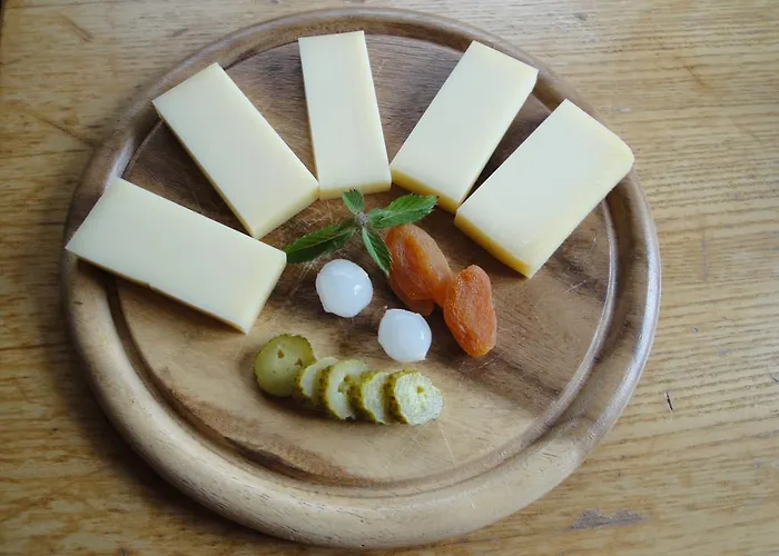 Berghaus Baregg Πανδοχείο *